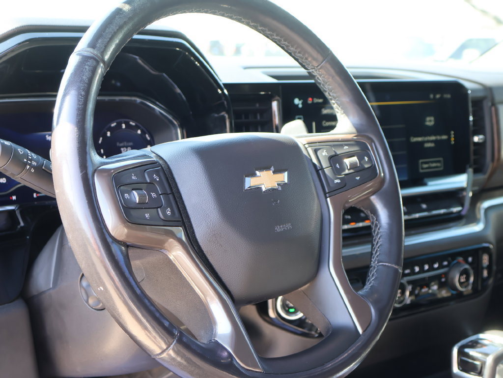 Used 2022 Chevrolet Silverado 1500 High Country w/ Technology Package AWD/4WD image 24