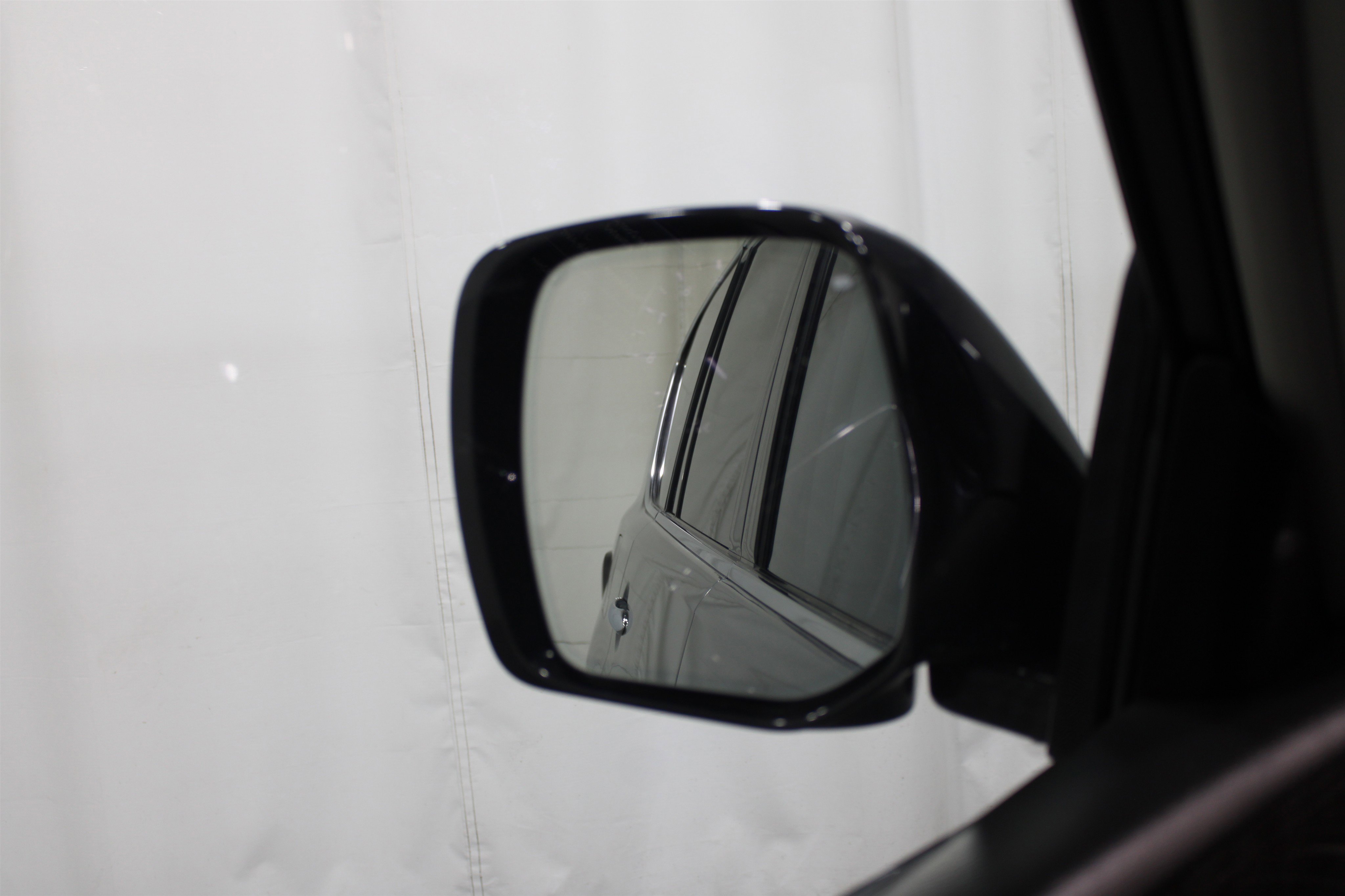 Used 2021 INFINITI QX80 Luxe RWD image 10