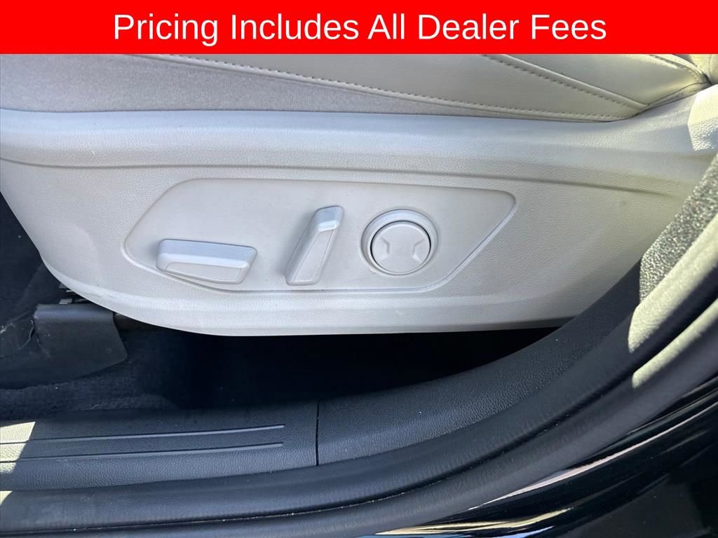 Certified 2024 Kia Sorento S w/ Panoramic Sunroof Package FWD image 15