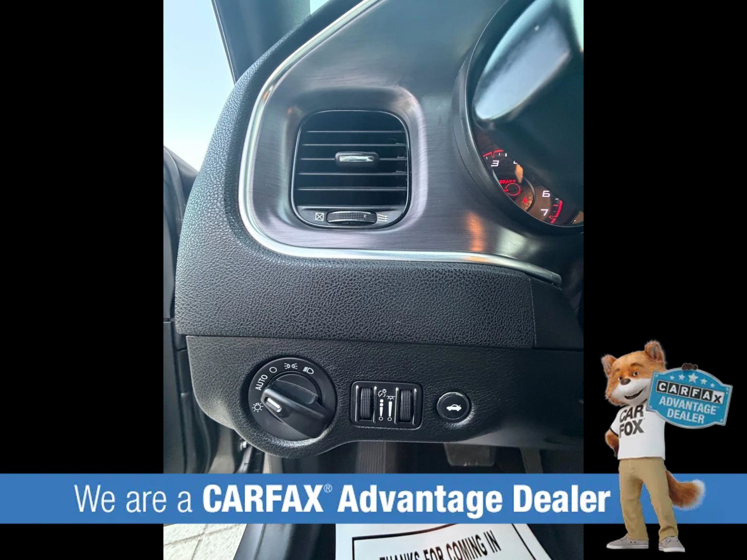 Used 2018 Dodge Charger SXT w/ Blacktop Package image 14