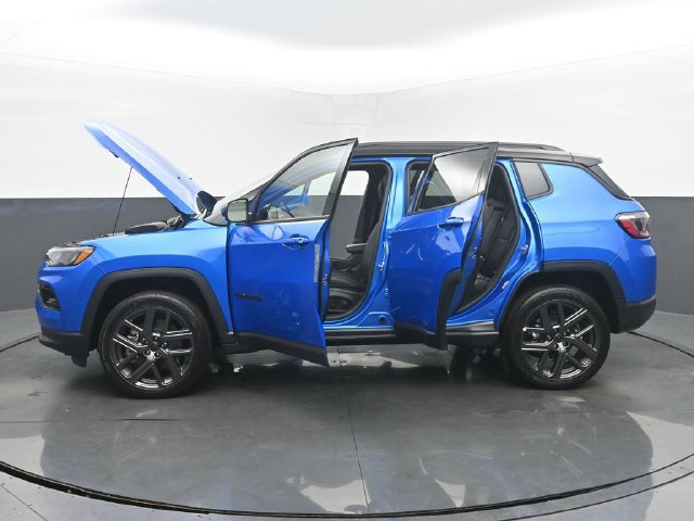 New 2026 Jeep Compass Limited w/ Sun, Sound & Navigation Group AWD/4WD image 54