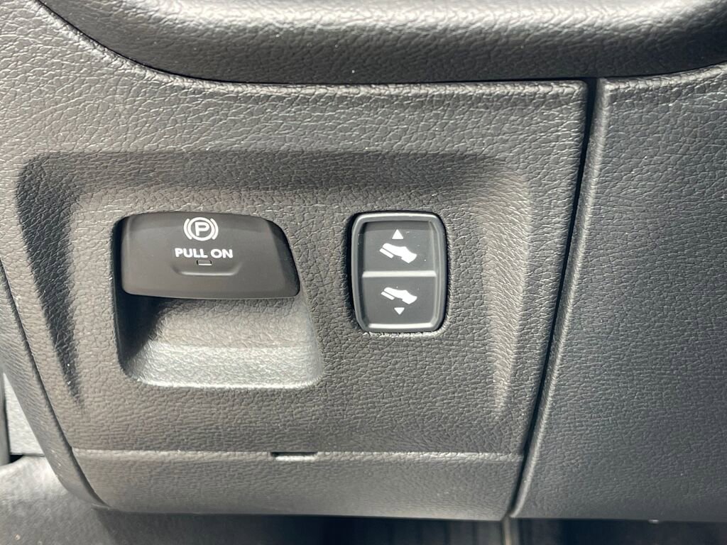 Used 2025 RAM 1500 Big Horn image 22