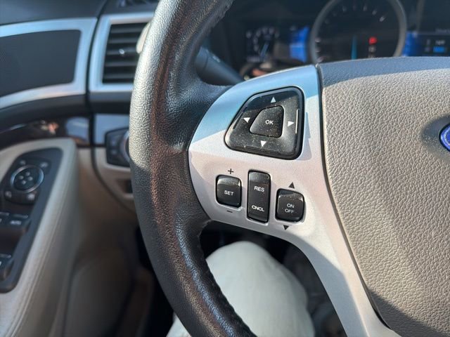 Used 2013 Ford Explorer Limited image 41