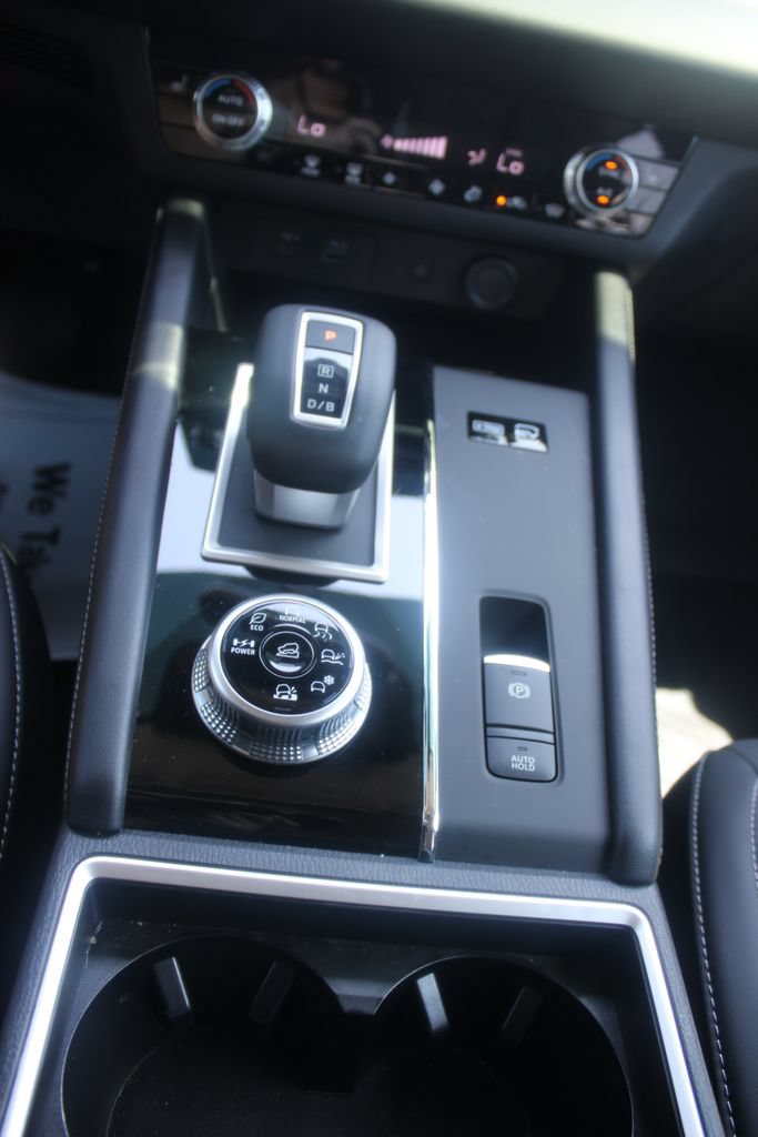 Used 2026 Nissan Rogue SL AWD/4WD image 47