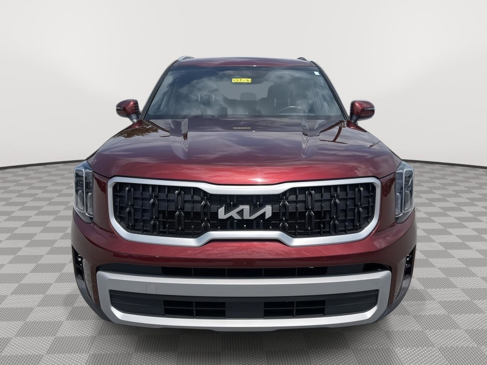 Used 2024 Kia Telluride EX w/ EX Captain's Chair Package image 3