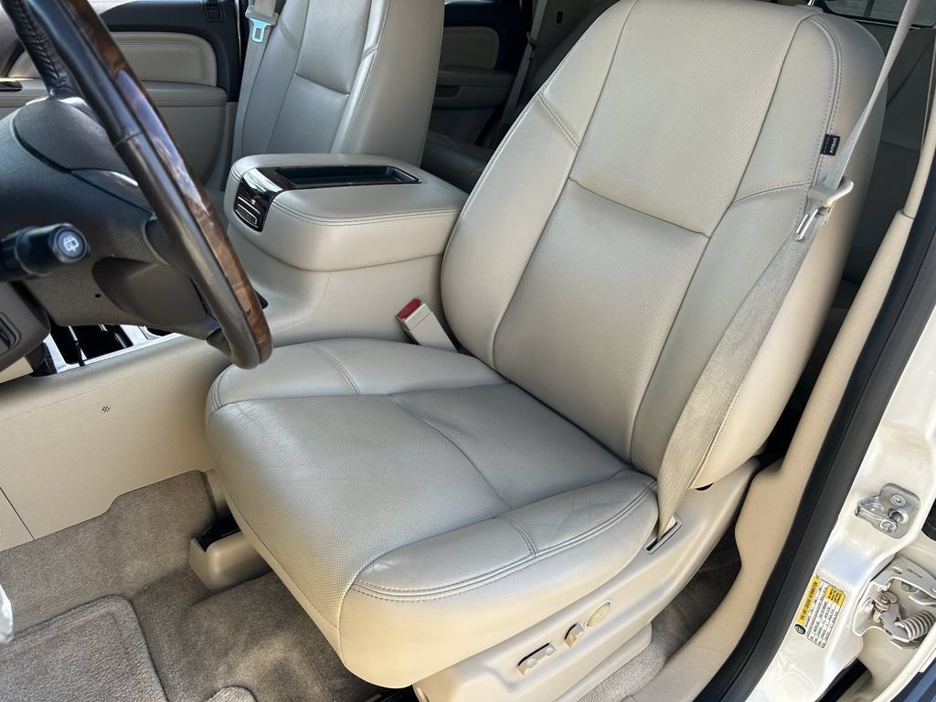 Used 2014 GMC Yukon Denali AWD/4WD image 20