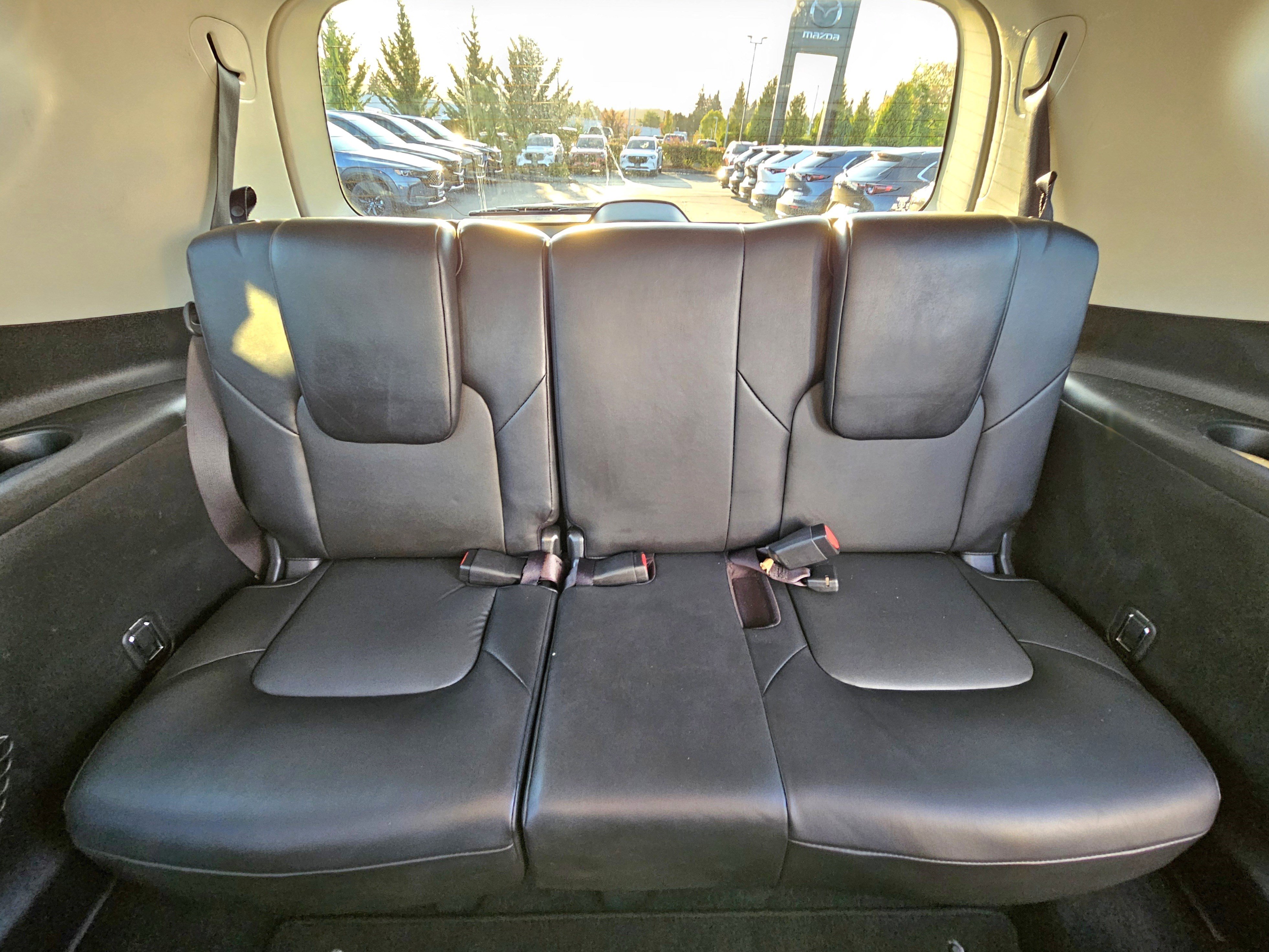 Used 2021 Nissan Armada SV image 16