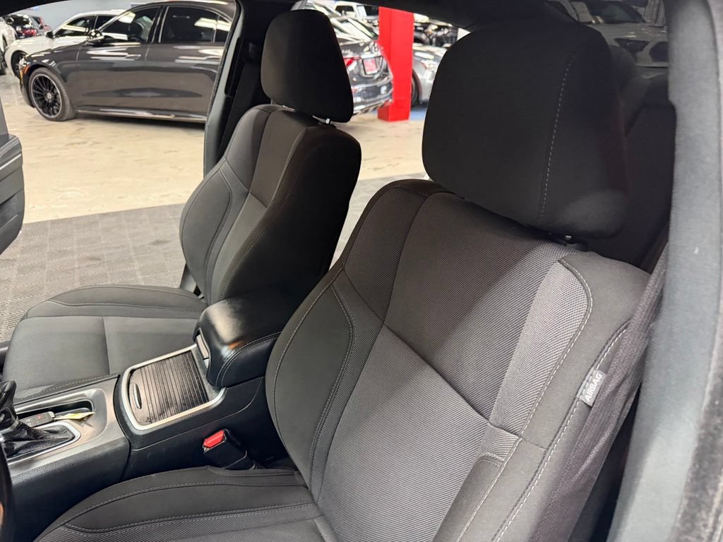 Used 2022 Dodge Charger SXT RWD image 34