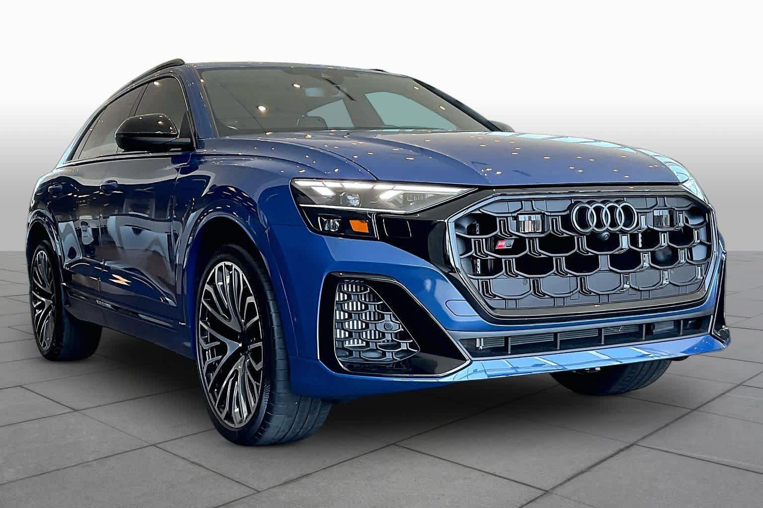 New 2026 Audi SQ8 Premium Plus AWD/4WD image 2