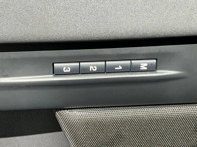 Used 2024 Land Rover Range Rover Evoque Dynamic SE AWD/4WD image 13