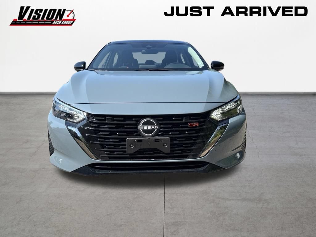 New 2025 Nissan Sentra SR FWD image 3
