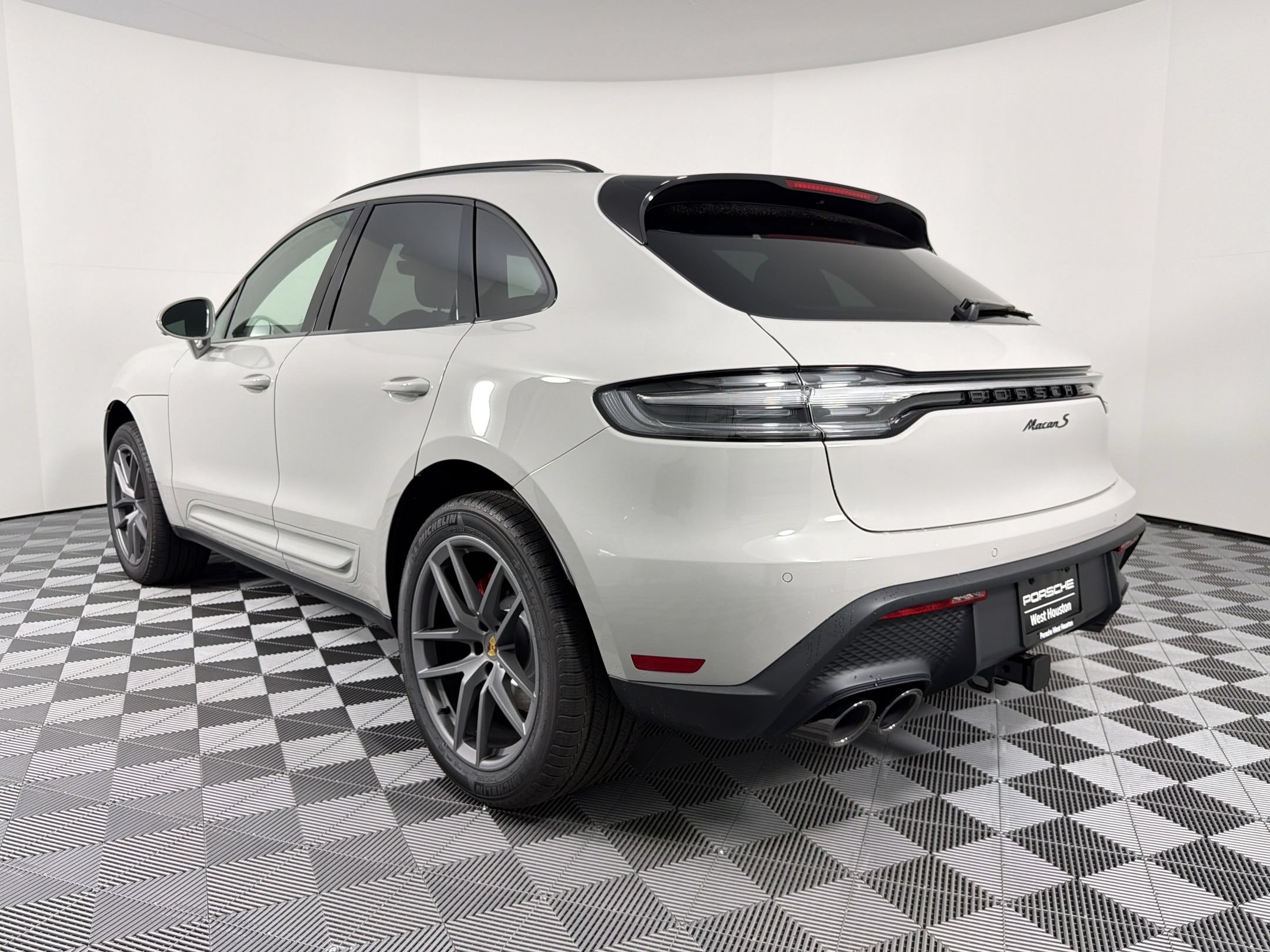 New 2026 Porsche Macan S AWD/4WD image 3