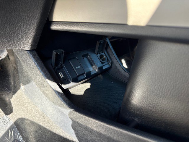 Used 2018 Honda HR-V LX image 30