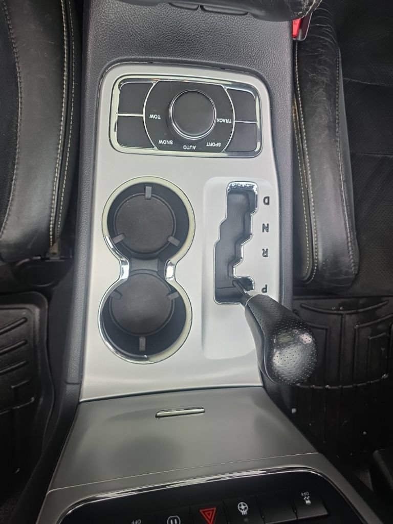 Used 2012 Jeep Grand Cherokee SRT8 w/ Luxury Group II AWD/4WD image 40