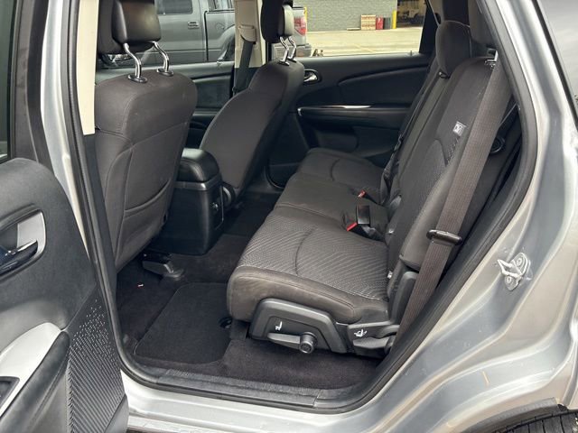 Used 2018 Dodge Journey SE w/ Blacktop Package FWD image 19