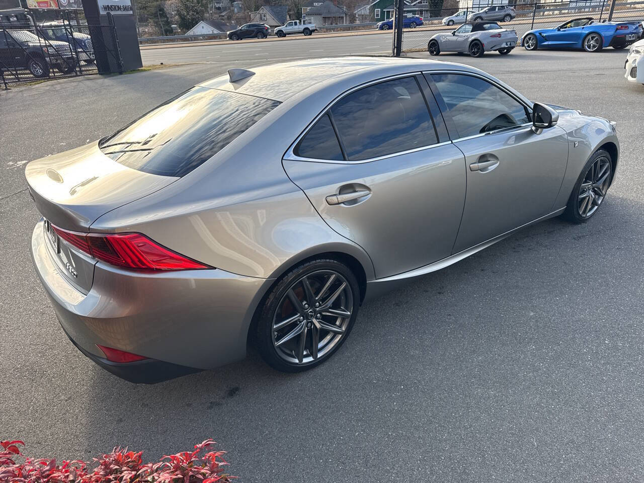 Used 2018 Lexus IS 300 F Sport w/ F Sport Package image 10