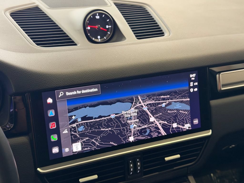 Certified 2023 Porsche Cayenne Platinum Edition AWD/4WD image 20