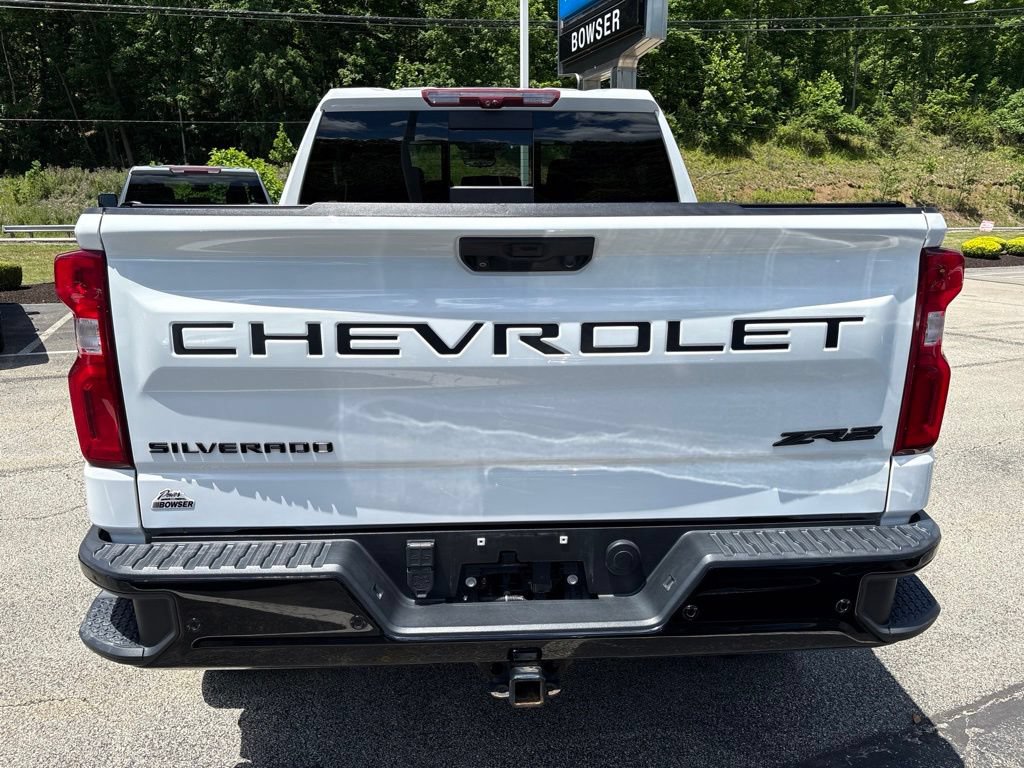 Used 2022 Chevrolet Silverado 1500 ZR2 w/ Technology Package AWD/4WD image 4