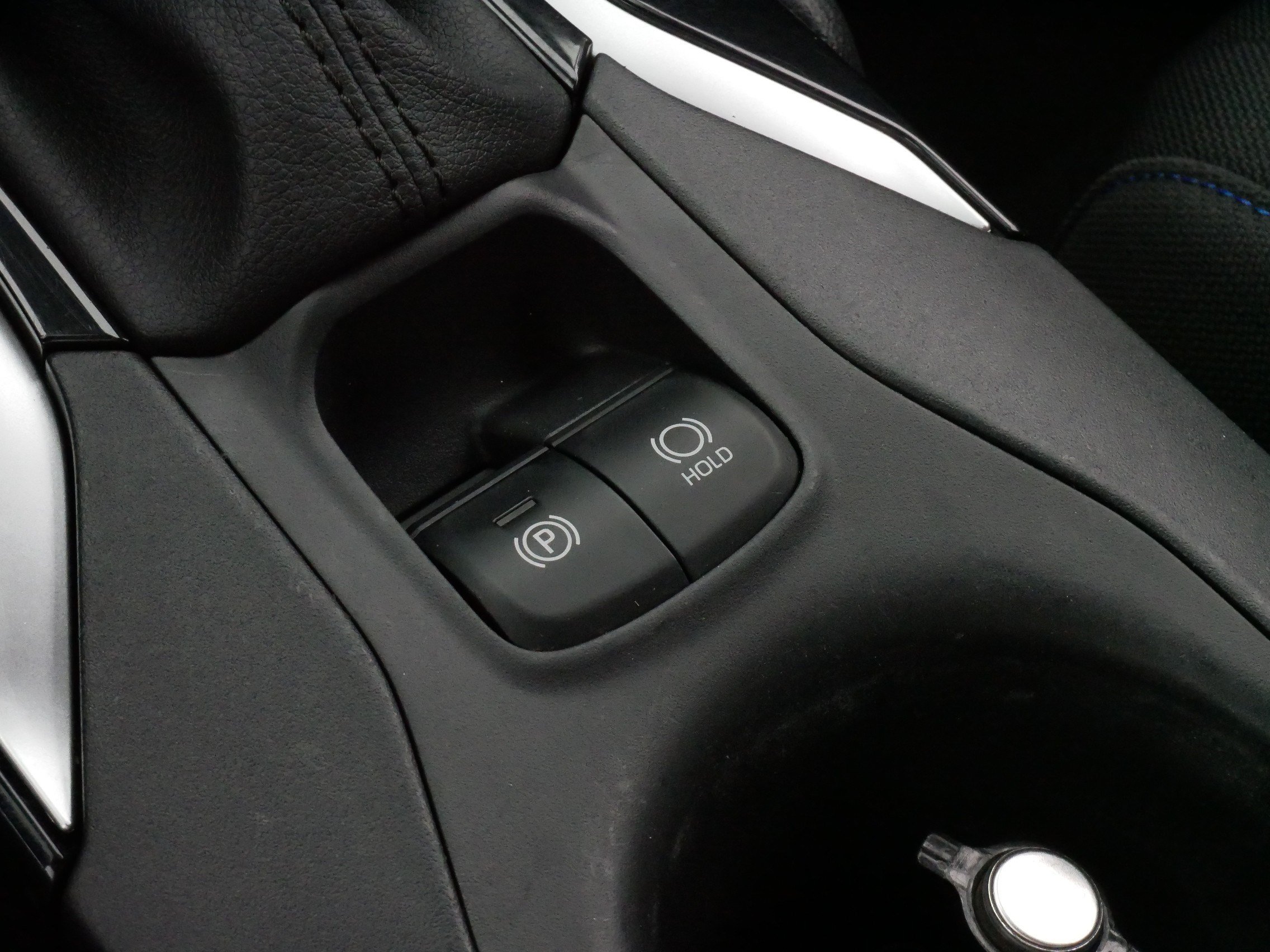 Certified 2023 Toyota Corolla Cross AWD Hybrid image 25