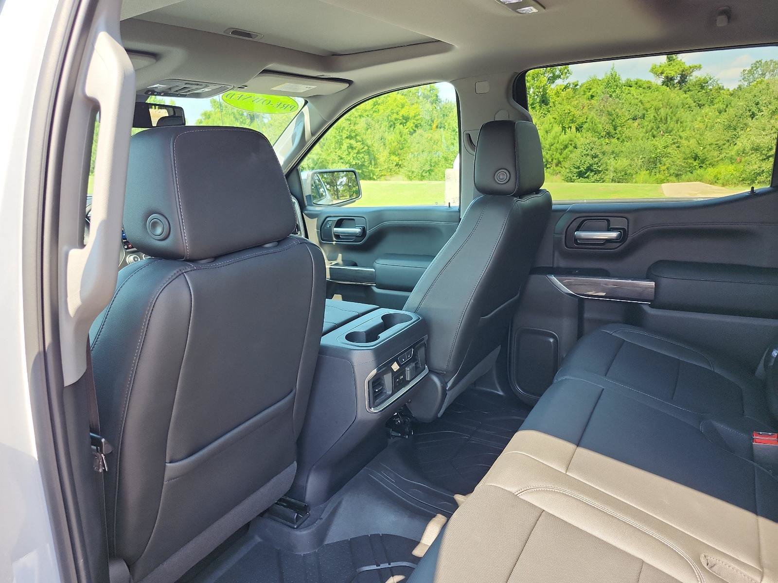 Used 2019 Chevrolet Silverado 1500 LTZ AWD/4WD image 15