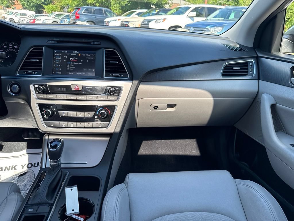 Used 2017 Hyundai Sonata Sport w/ Value Edition Package 02 FWD image 23