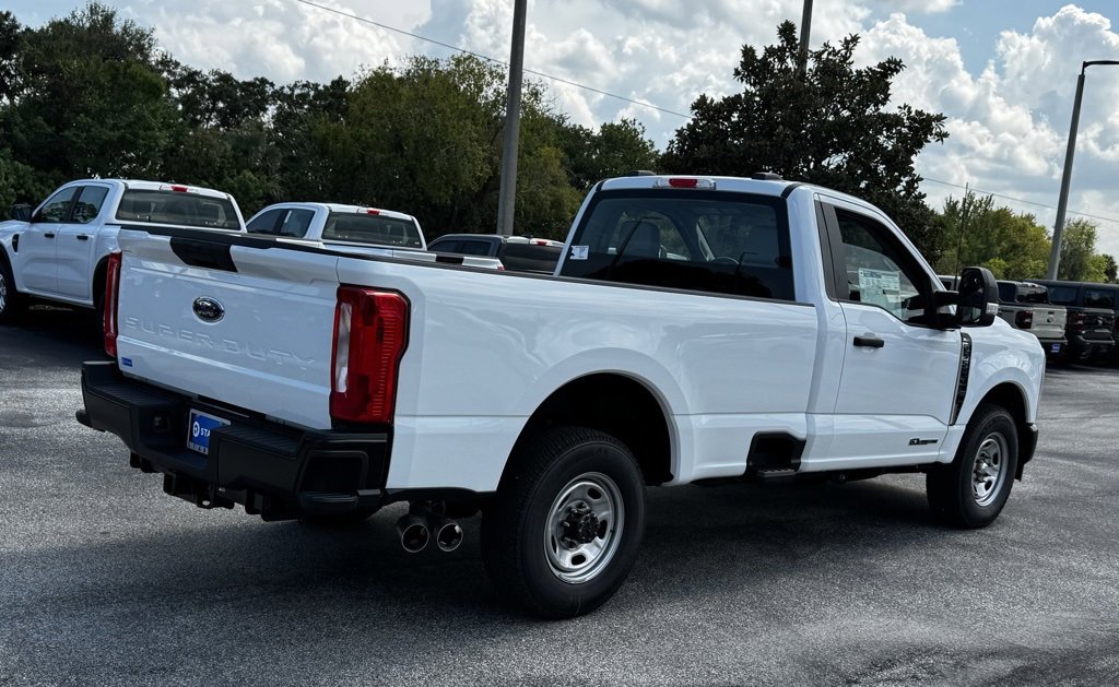 New 2026 Ford F350 XL image 8