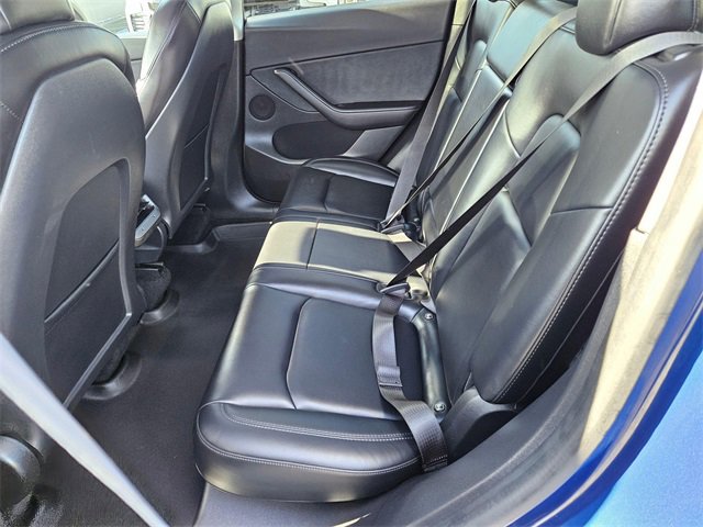 Used 2022 Tesla Model Y Long Range image 13