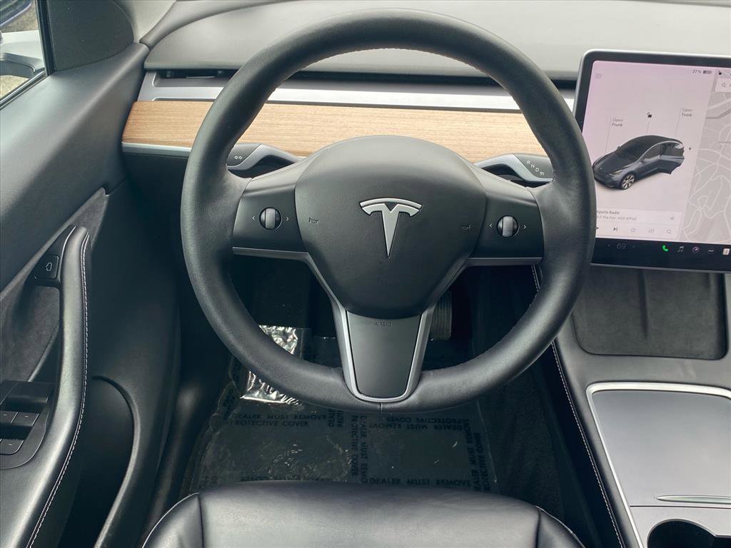 Used 2022 Tesla Model Y Long Range image 6