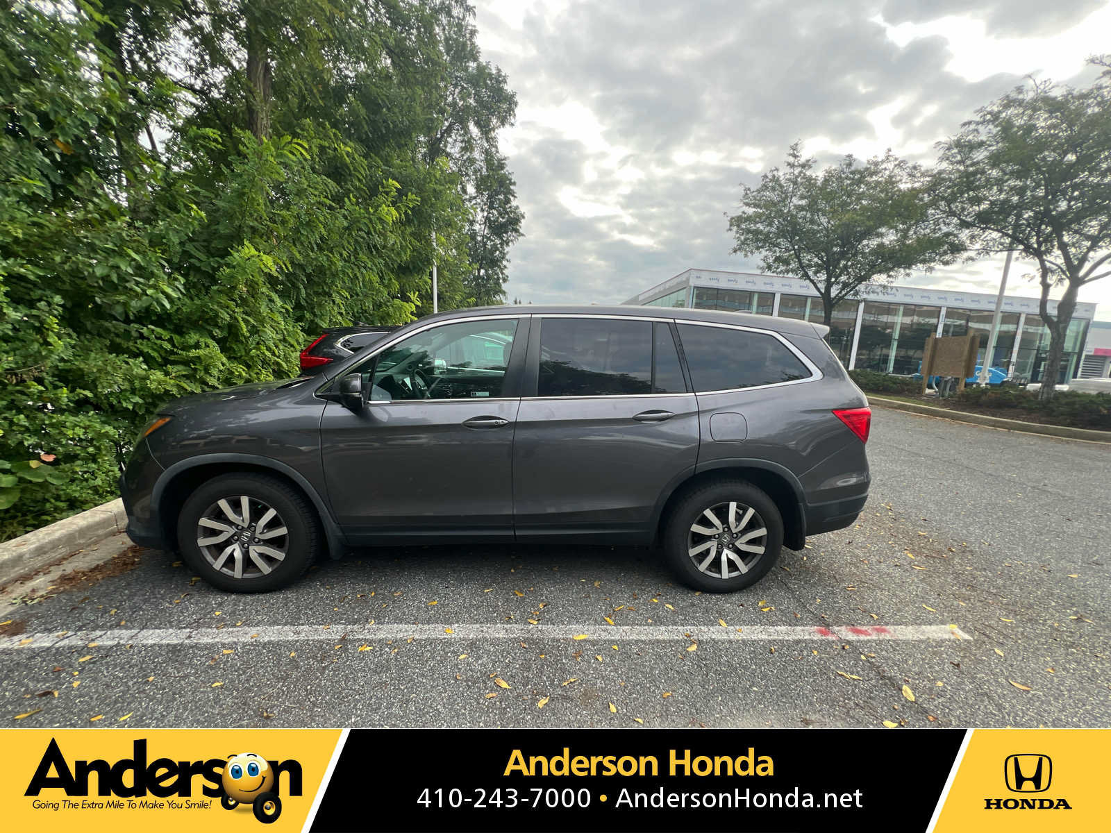 Used 2019 Honda Pilot EX image 1