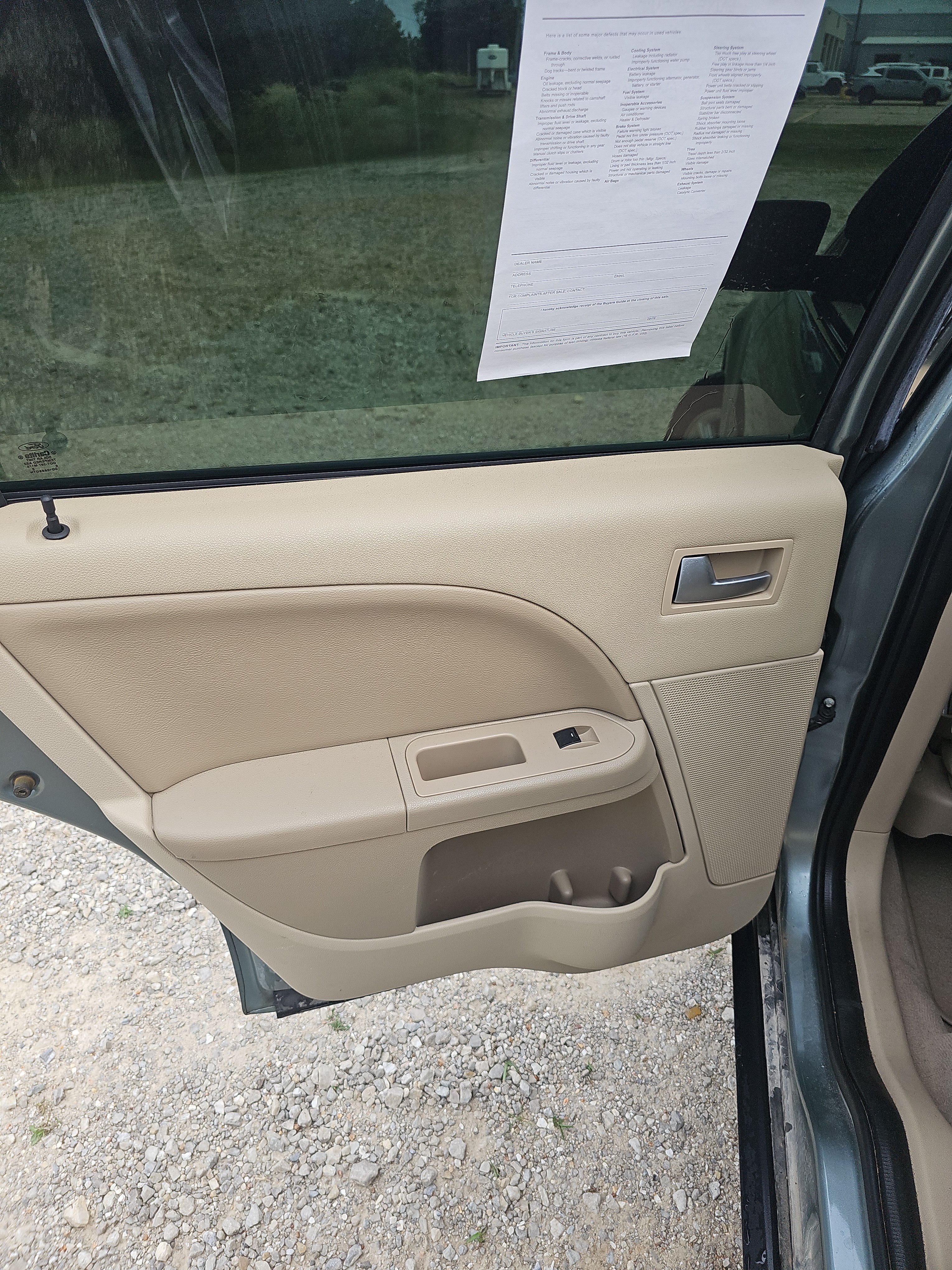 Used 2007 Ford Five Hundred Limited FWD image 12