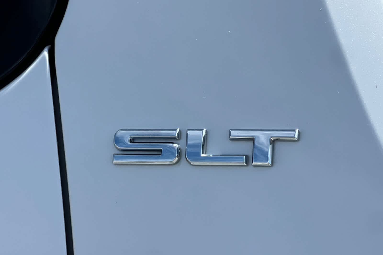 Used 2019 GMC Acadia SLT w/ Black Edition AWD/4WD image 34