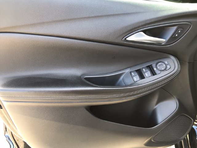 Used 2020 Buick Encore GX Preferred w/ Sport Touring Package FWD image 15
