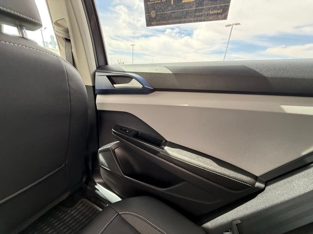 Certified 2024 Volkswagen Taos SE w/ MDO Package FWD image 22