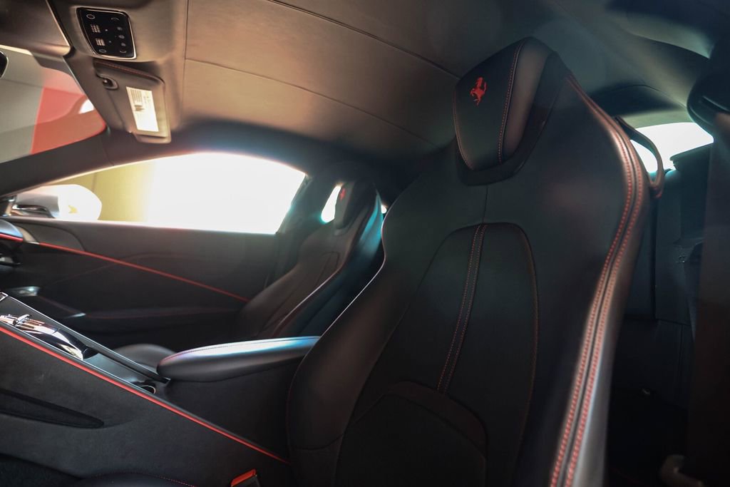 Certified 2021 Ferrari Roma RWD image 39