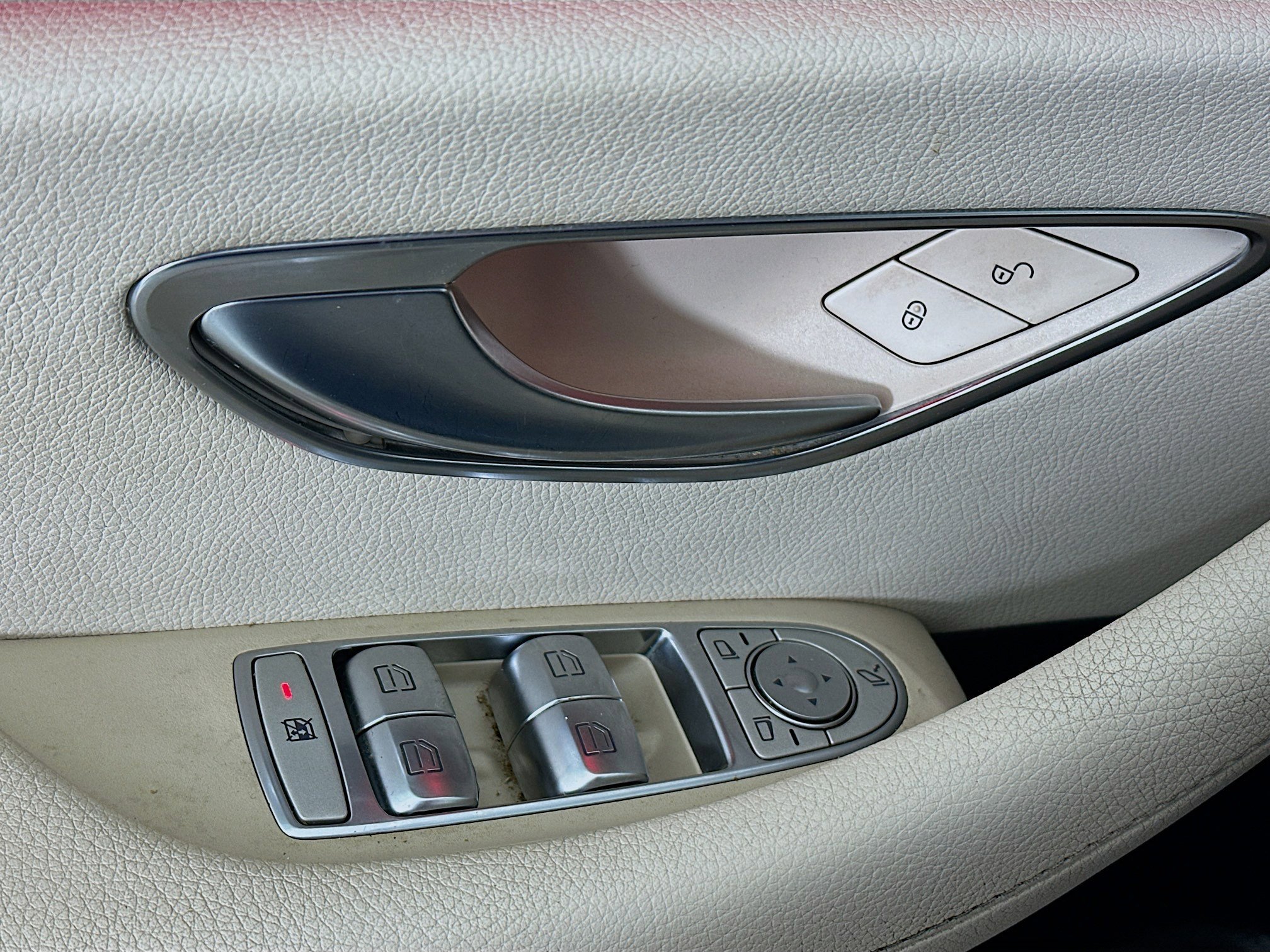 Used 2018 Mercedes-Benz E 300 image 15