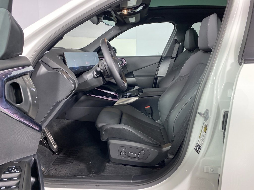 Used 2025 BMW X3 xDrive30i w/ M Sport Package image 8
