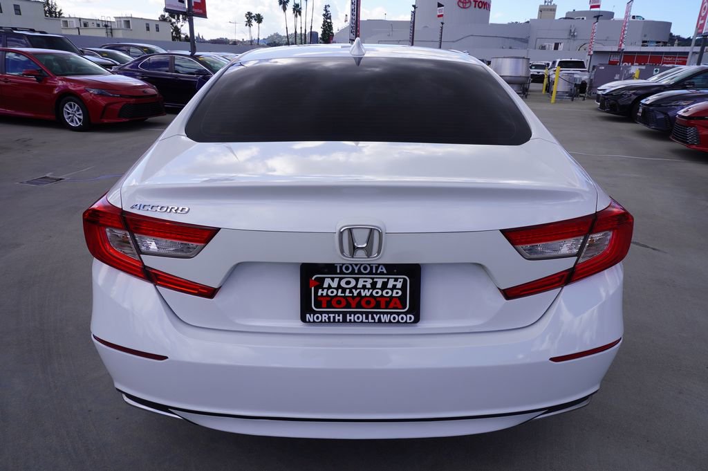Used 2018 Honda Accord EX image 6