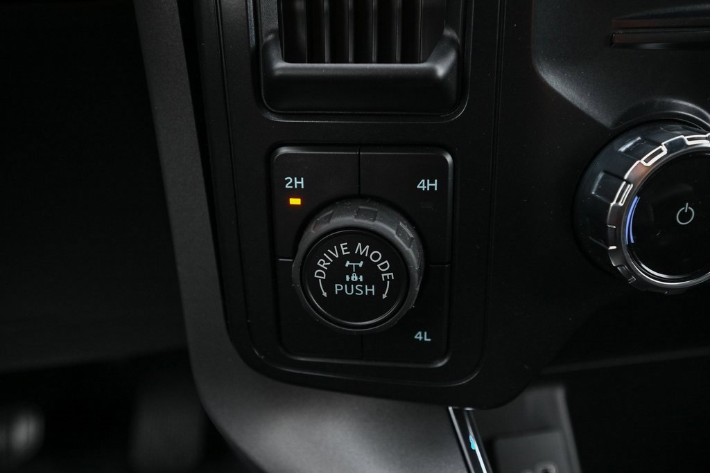 New 2025 Ford F150 XLT w/ Equipment Group 302A MID image 39