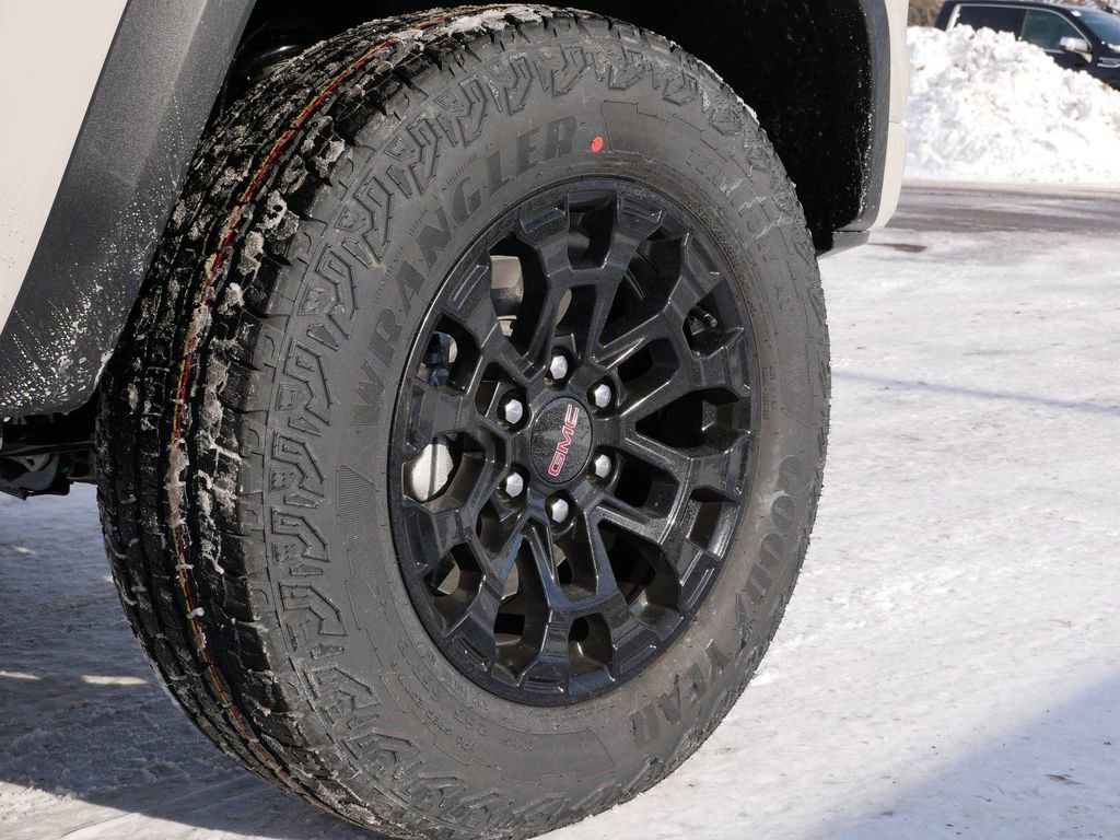 New 2026 GMC Canyon Elevation w/ Convenience Package image 5