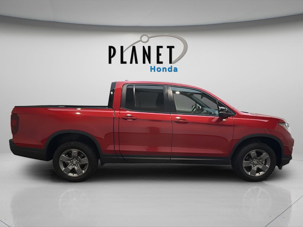 Certified 2025 Honda Ridgeline TrailSport image 3