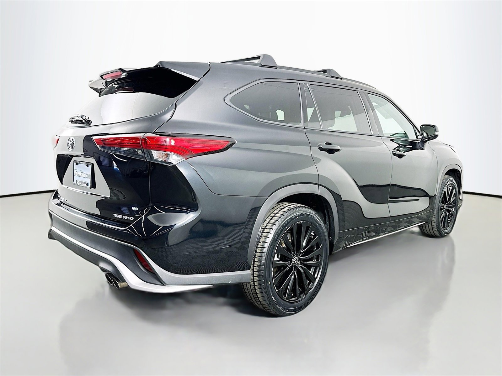 Certified 2023 Toyota Highlander XSE image 7