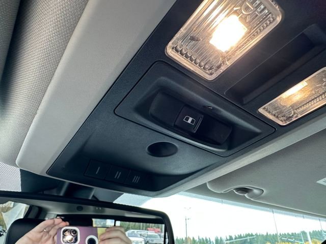 Used 2018 RAM 1500 Sport image 17