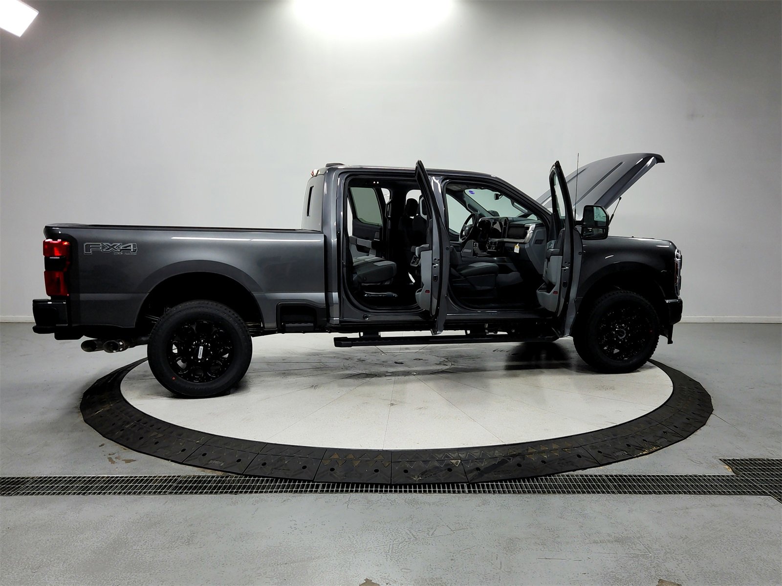 New 2026 Ford F250 XLT w/ XLT Premium Package image 16