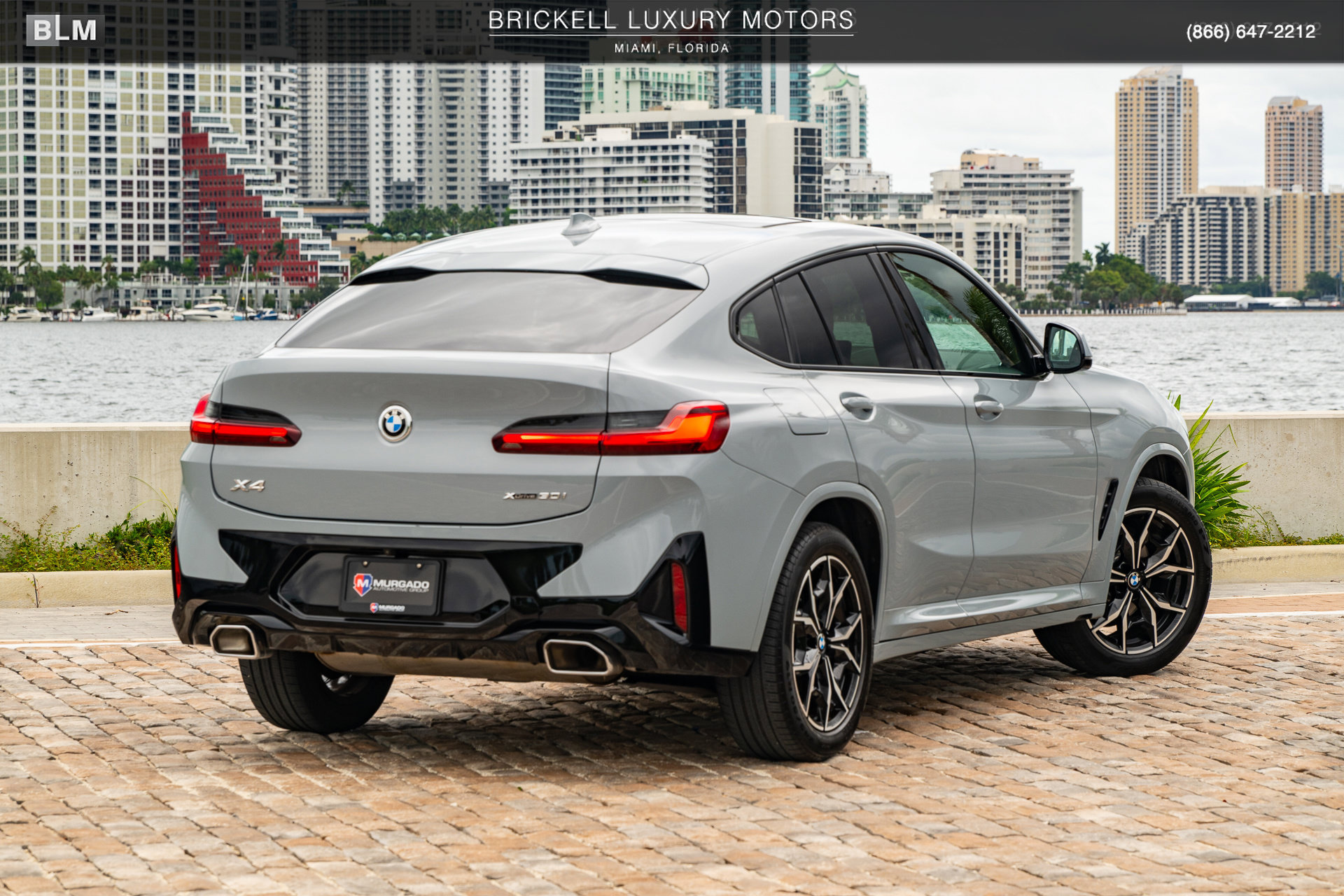 Used 2024 BMW X4 xDrive30i w/ M Sport Package AWD/4WD image 4