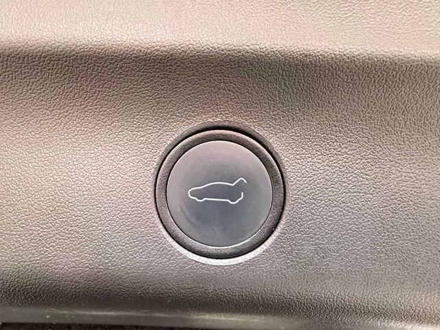 Used 2020 Tesla Model Y Long Range AWD/4WD image 8