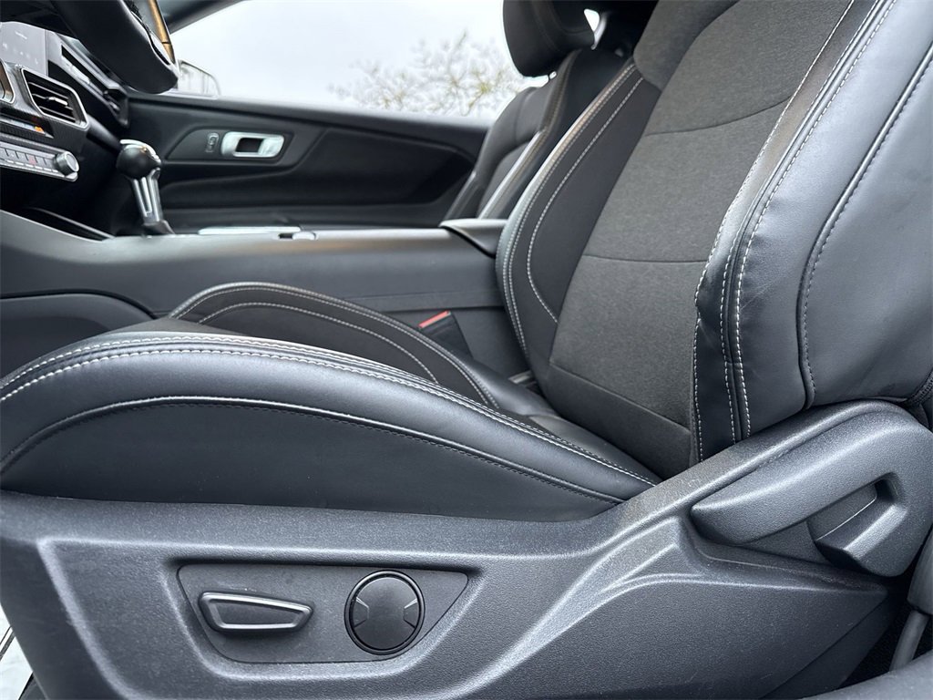 Used 2024 Ford Mustang Coupe image 12