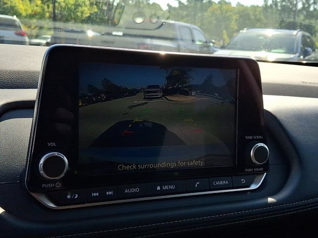 Certified 2026 Nissan Rogue SV FWD image 17
