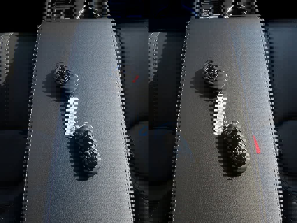 New 2025 Honda Pilot Touring image 27