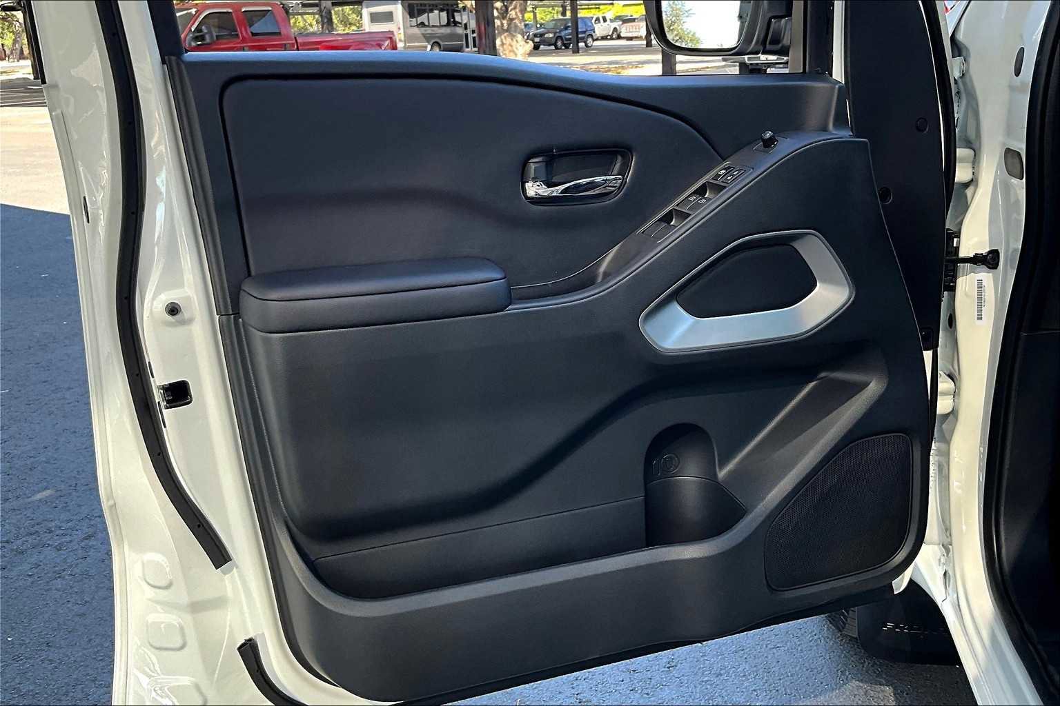 New 2026 Nissan Frontier SV image 10