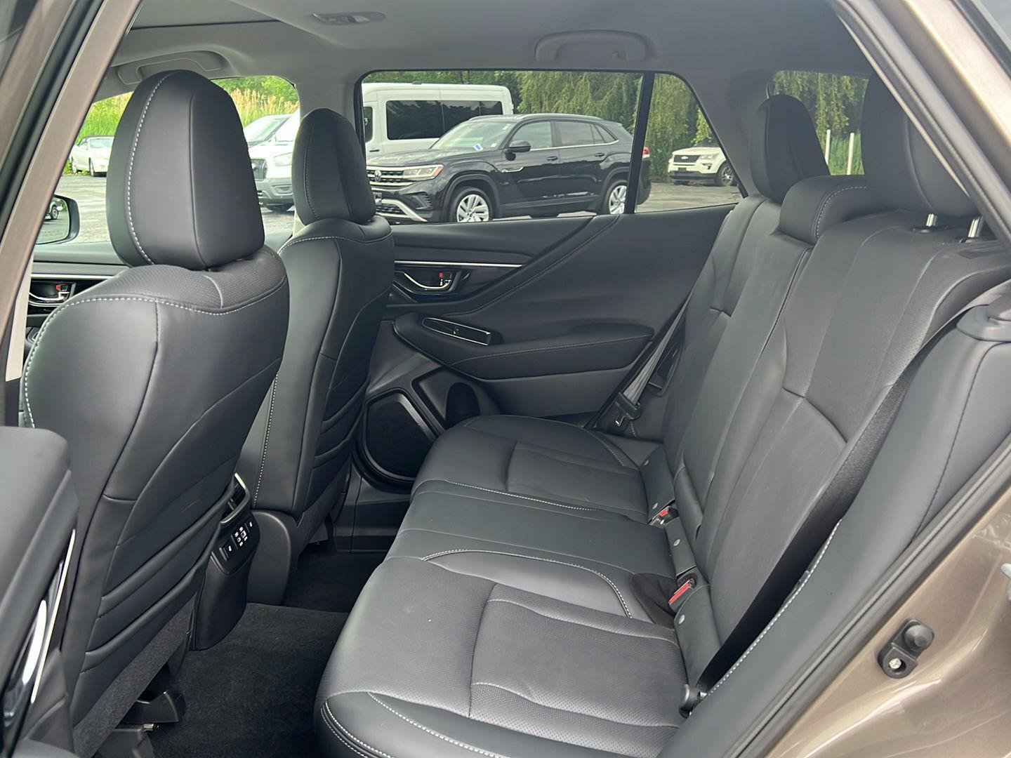 Used 2024 Subaru Outback Limited AWD/4WD image 16